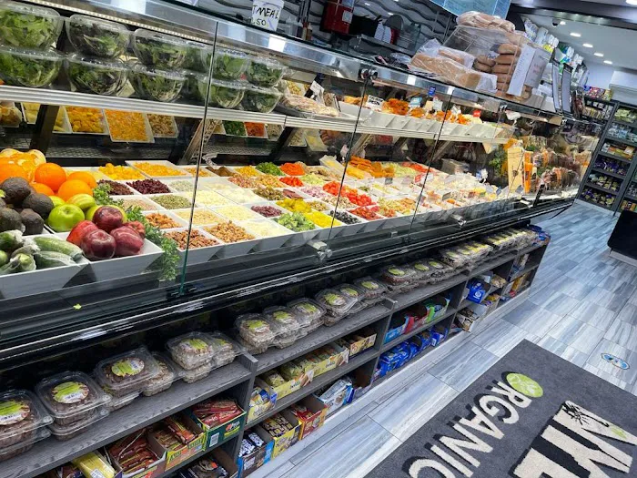 NYC ORGANIC DELI Picture 10