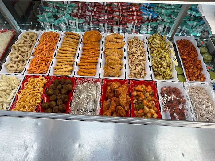 K & S GOURMET DELI Picture 9