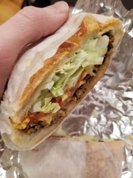Azal's Deli Picture 4