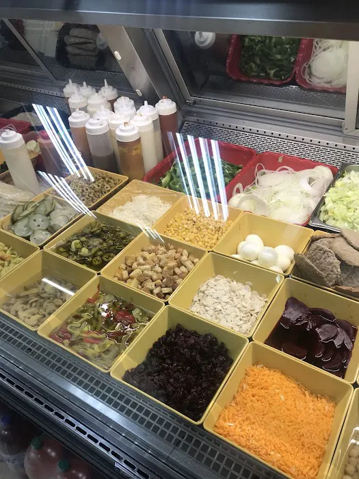 Azal's Deli Picture 3