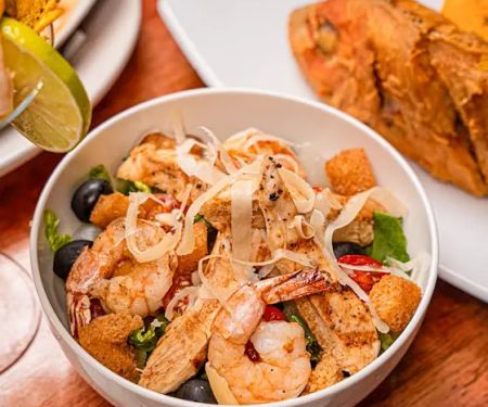 Guira y Tambora Restaurant