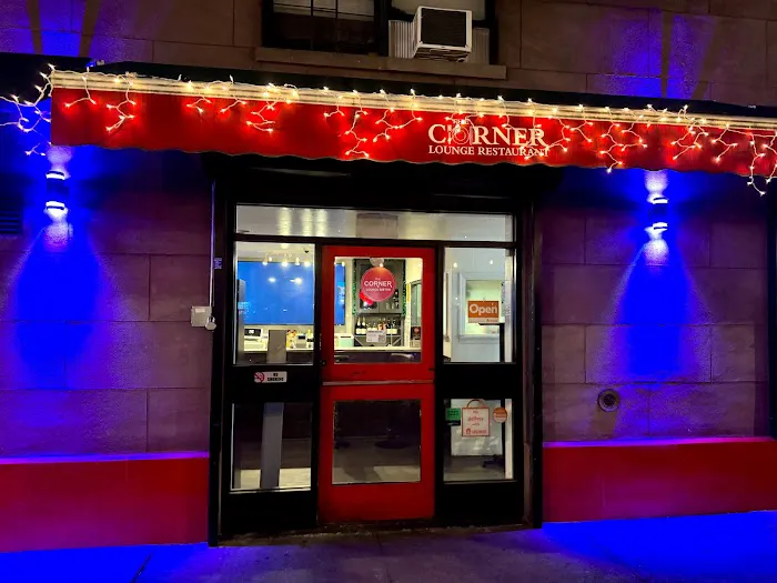 The Corner Lounge Restaurant Picture 8