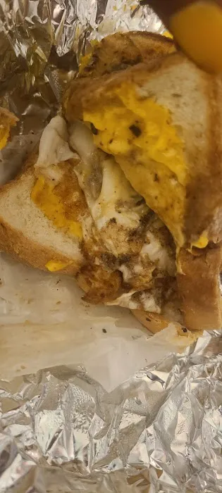 Exquisite Deli & Grill Picture 4