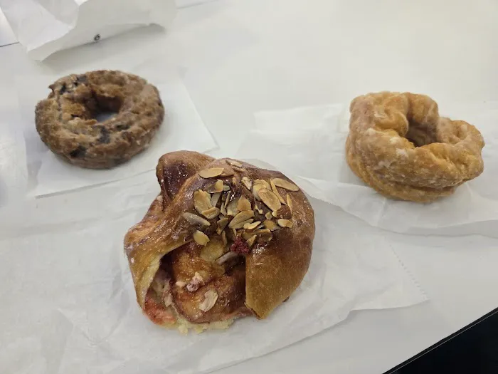 Peter Pan Donut & Pastry Shop Picture 4