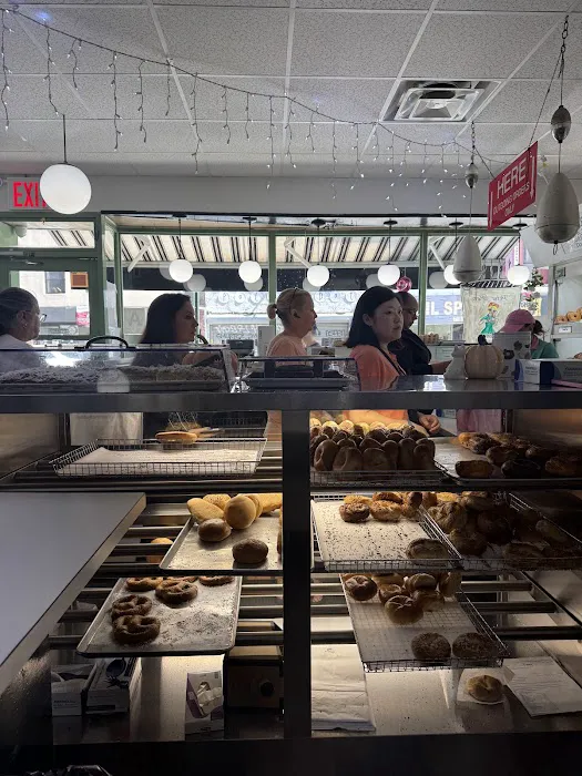 Peter Pan Donut & Pastry Shop Picture 9