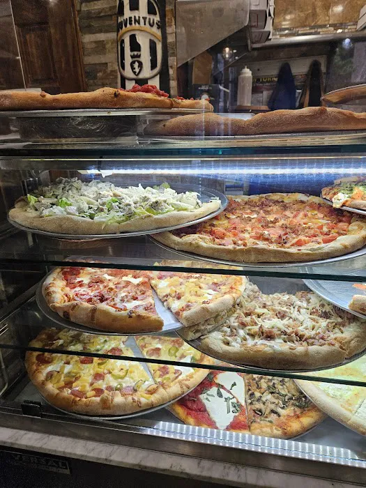 Greenpoint Original Pizza Picture 9
