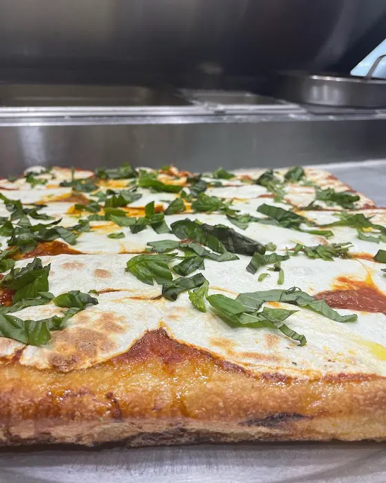 Greenpoint Original Pizza Picture 10