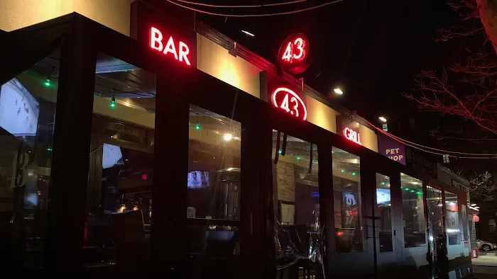 43 Bar & Grill Picture 4