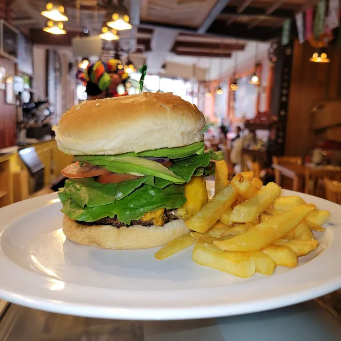Full Moon Cafe Picture 5