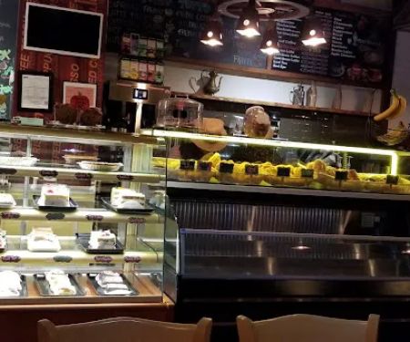 Full Moon Cafe