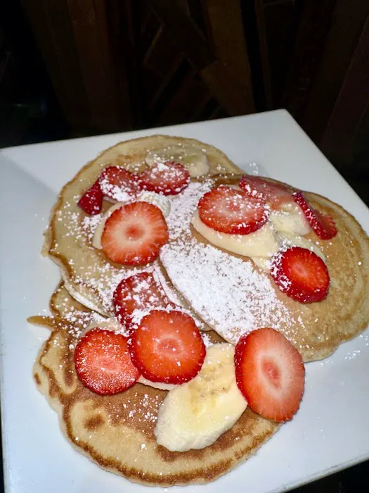 Full Moon Cafe Picture 6