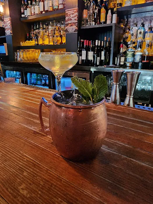 The Lowery Bar & Kitchen Picture 7