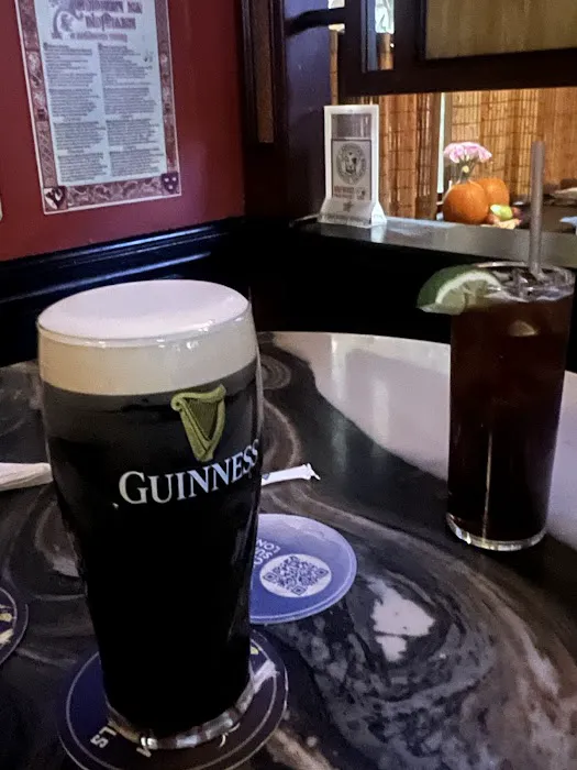 Mc Guinness's Saloon Picture 3