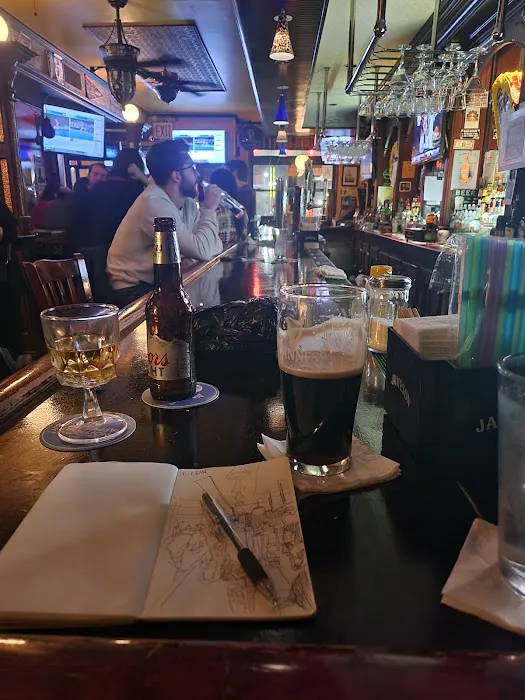 Mc Guinness's Saloon Picture 5