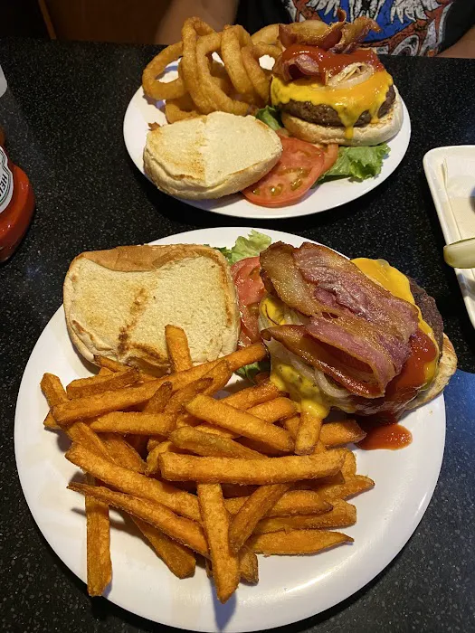 BLVD DINER Picture 9