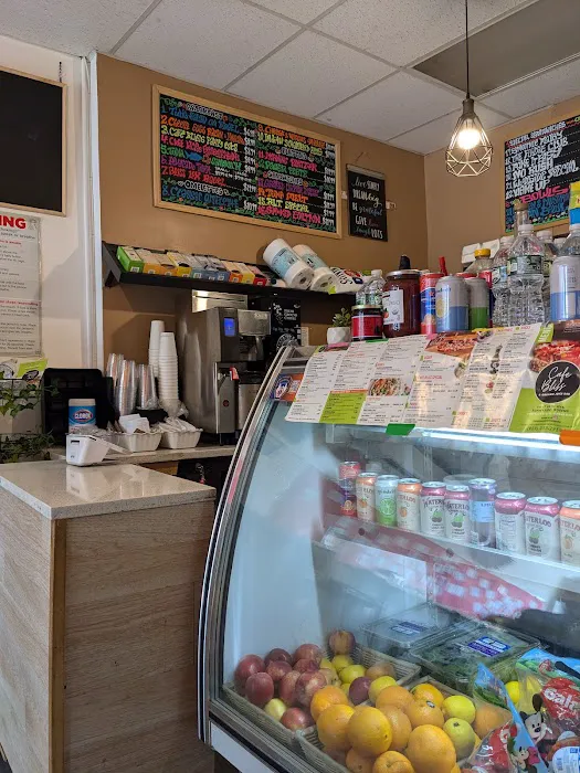 Cafe bliss and organic juice bar Picture 5