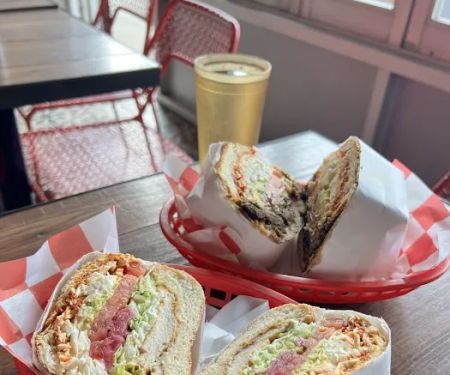 Cemitas El Tigre
