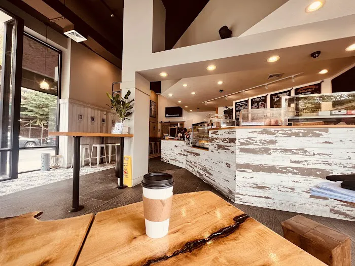 Avenue Coffee House Picture 7