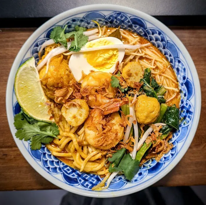 Laksa Shop Picture 3