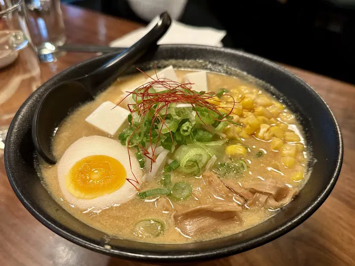 FUYU RAMEN AND SAKE Picture 3