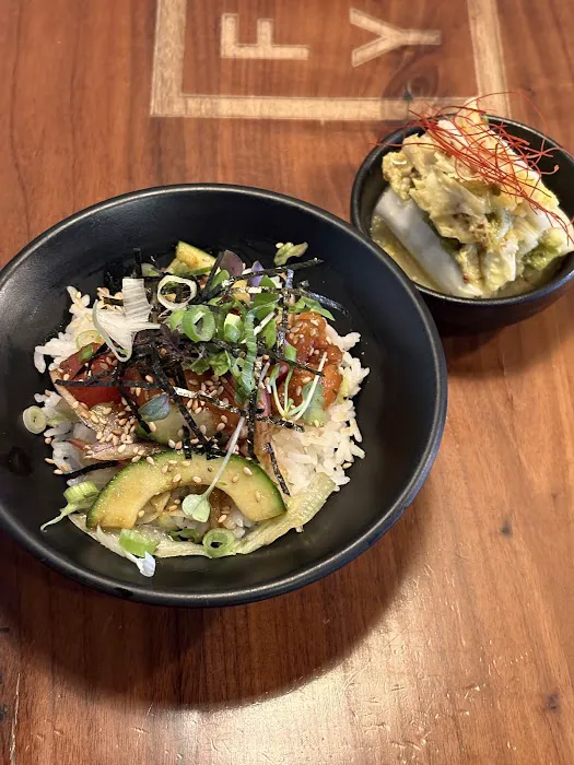 FUYU RAMEN AND SAKE Picture 6