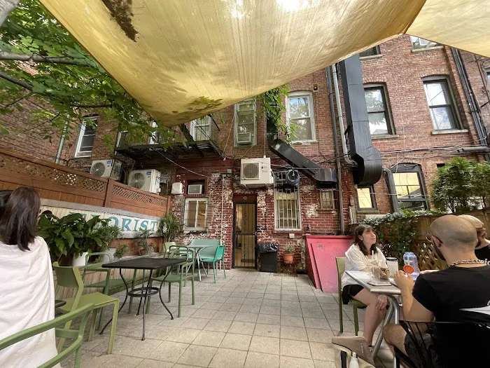 Brookside Market Cafe & Bistro Picture 4