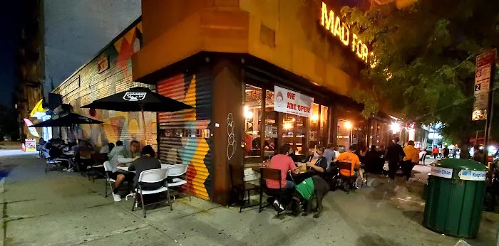 Mad for Chicken Sunnyside Picture 9