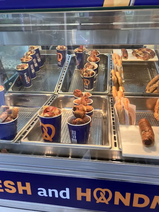Auntie Anne's Picture 1