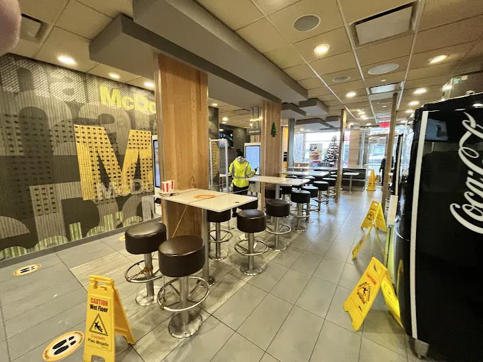 McDonald's Picture 7