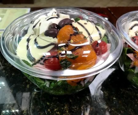 Ginou2019s Pizzeria and Restaurant
