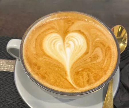 Jhoanes Bakery & Coffee