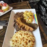 QUE RICO COLOMBIAN RESTAURANT & BAKERY ico