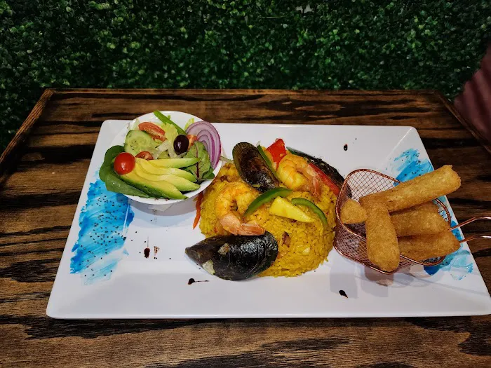 QUE RICO COLOMBIAN RESTAURANT & BAKERY Picture 7
