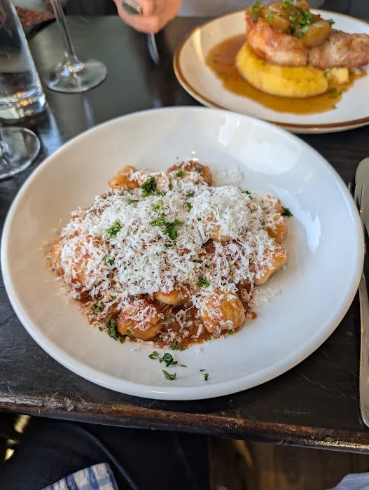 Vesta Trattoria & Wine Bar Picture 2