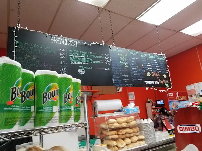 El Kiosko Deli Grocery Picture 5