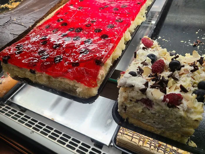 Syrena Bakery Picture 2