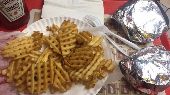 Chubby Burgers Chicken & Pizza Picture 7