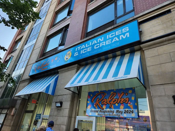 Ralph's Famous Italian Ices of Astoria Picture 9
