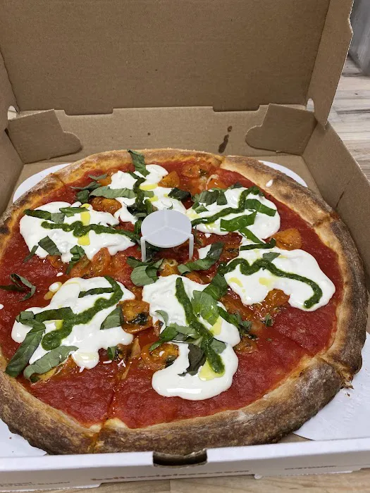 Bellucci Pizza Picture 5