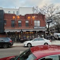 Mom's Kitchen & Bar ico