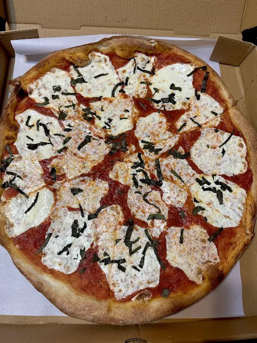 Astoria Pizzeria Picture 5