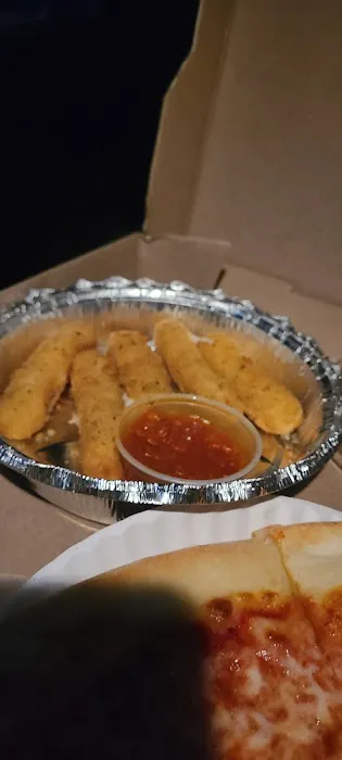 Grand Avenue Pizza Picture 1