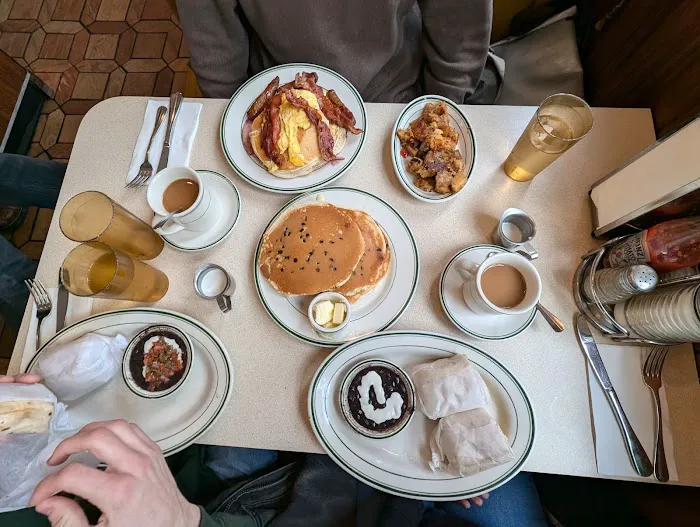 Three Decker Diner Picture 8