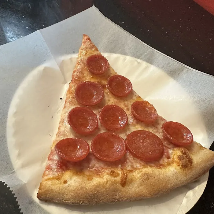 Viva La Pizza Picture 4
