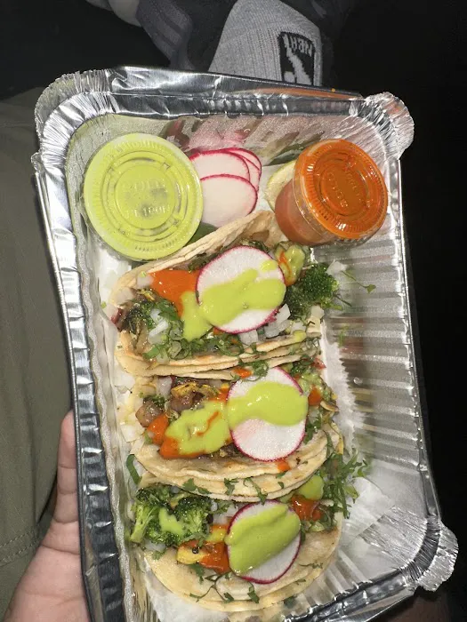 Rey De Reyes Food Truck Picture 2