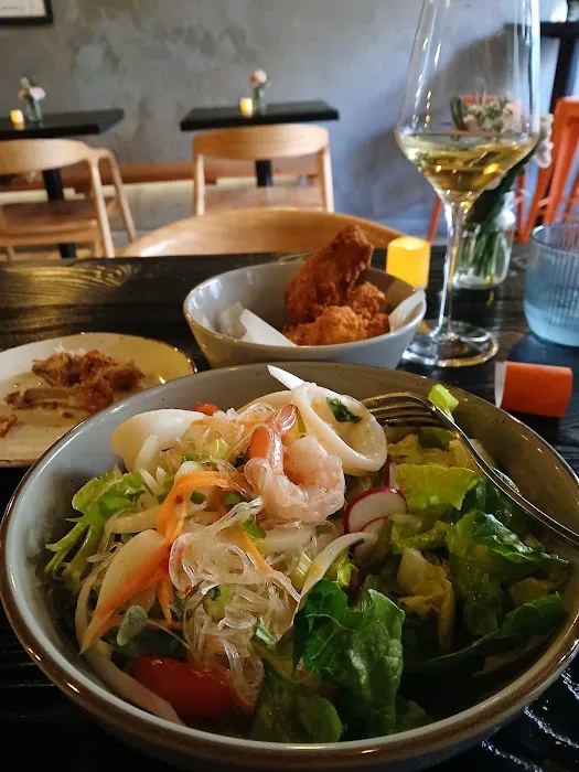BOONTHAI Brooklyn Picture 8