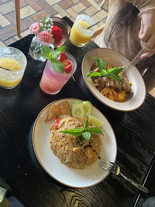 BOONTHAI Brooklyn Picture 6