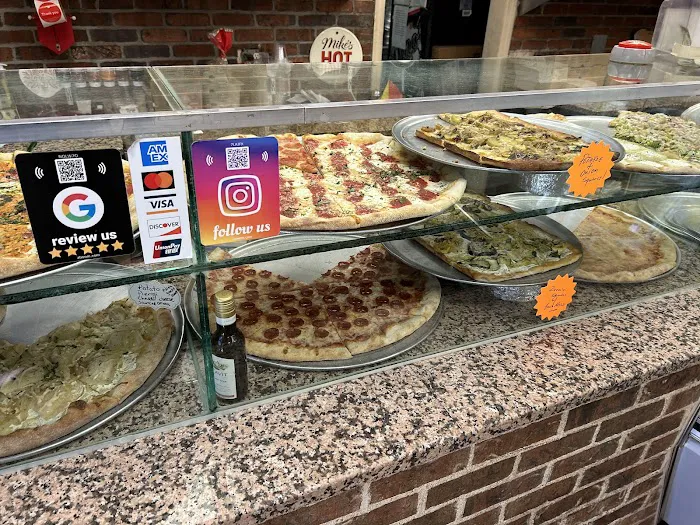 Tony's Pizzeria Picture 6