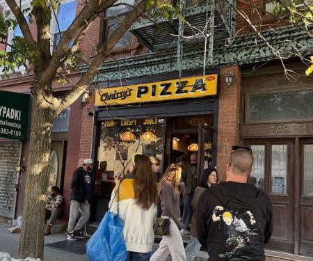 Chrissy’s Pizza