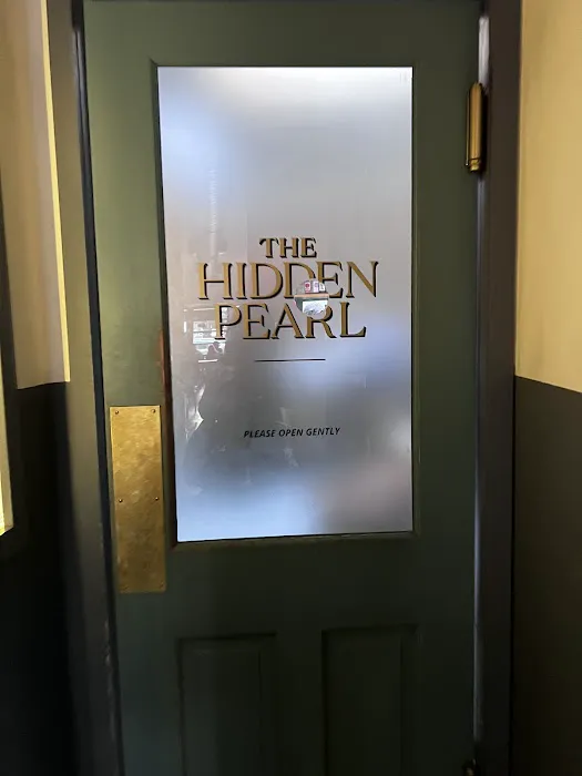 The Hidden Pearl Picture 4